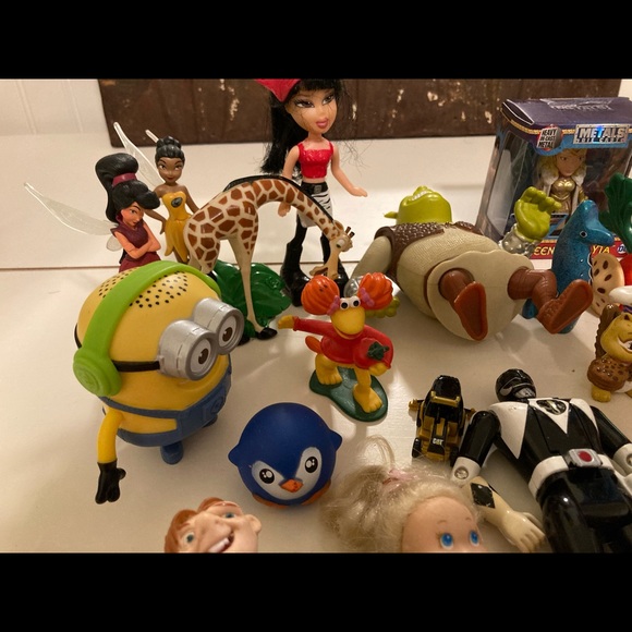 Huge toy lot action figures 44 toys included - Picture 9 of 9